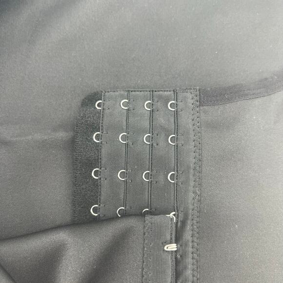 Tank Top Shapewear NWOT Large Black Back Closure Adjustable Straps - Picture 6 of 8